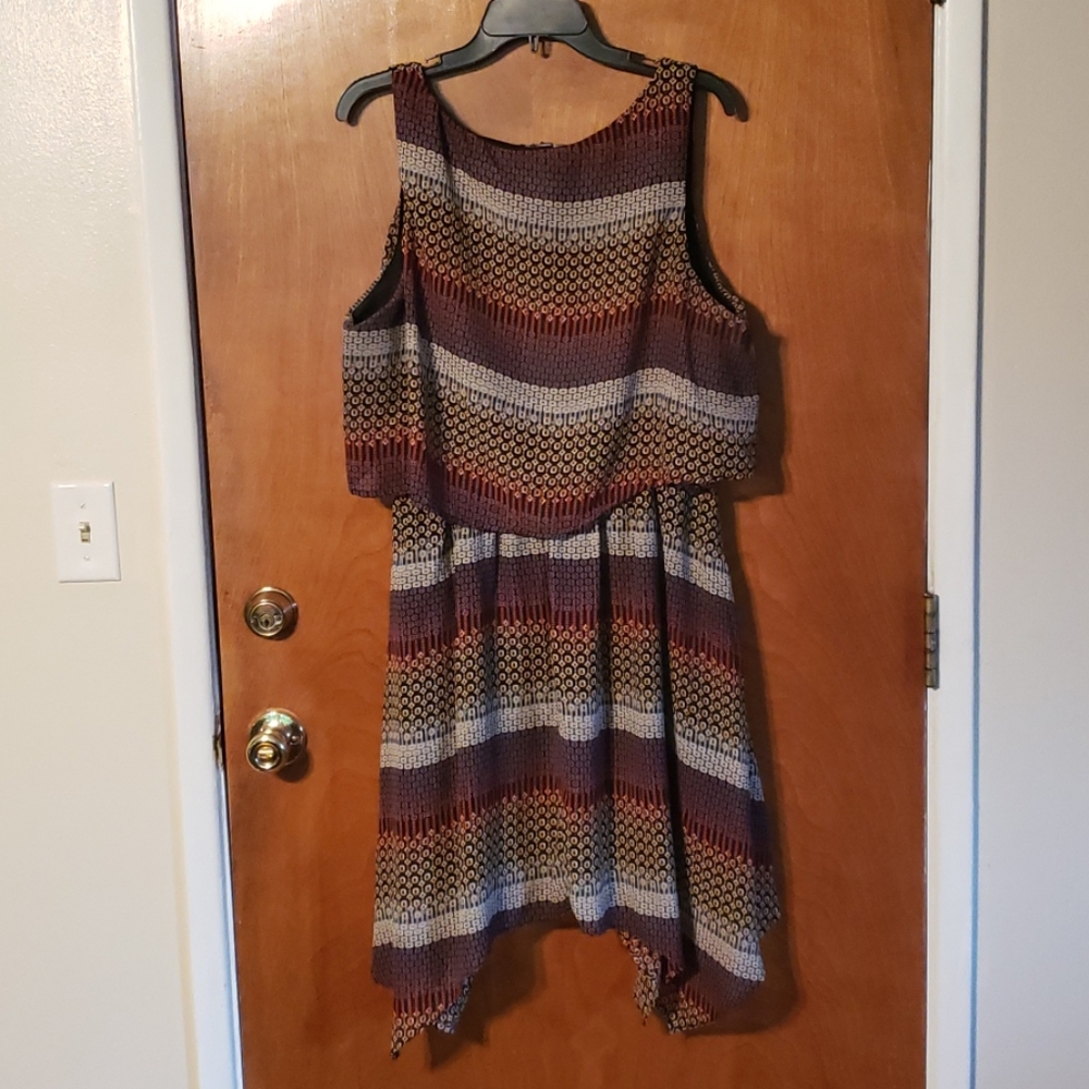 Dress - Picture 4 of 4